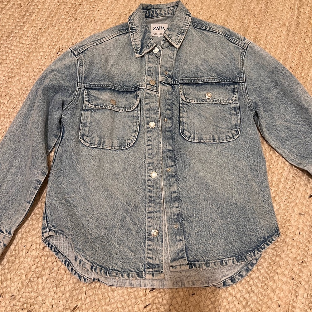 Zara oversized Jean jacket size xs